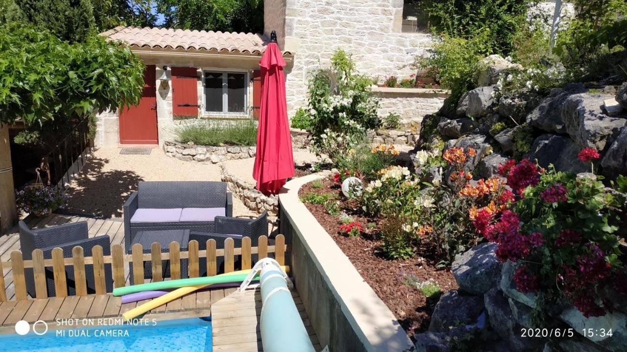 L'Establoun Apartment Saint-Martin-de-Bromes Bagian luar foto