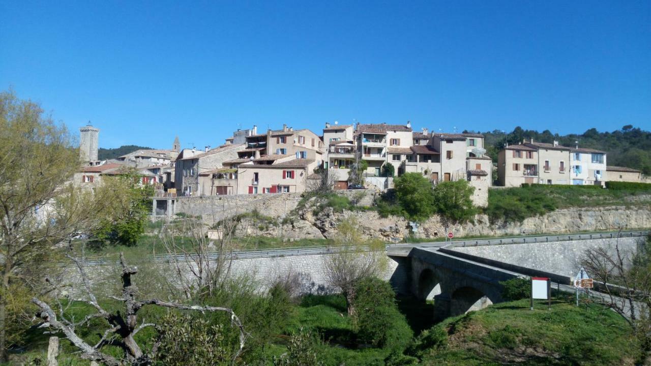 L'Establoun Apartment Saint-Martin-de-Bromes Bagian luar foto